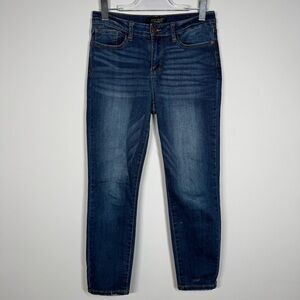 Judy Blue Dark Wash relaxed fit Ankle Jeans